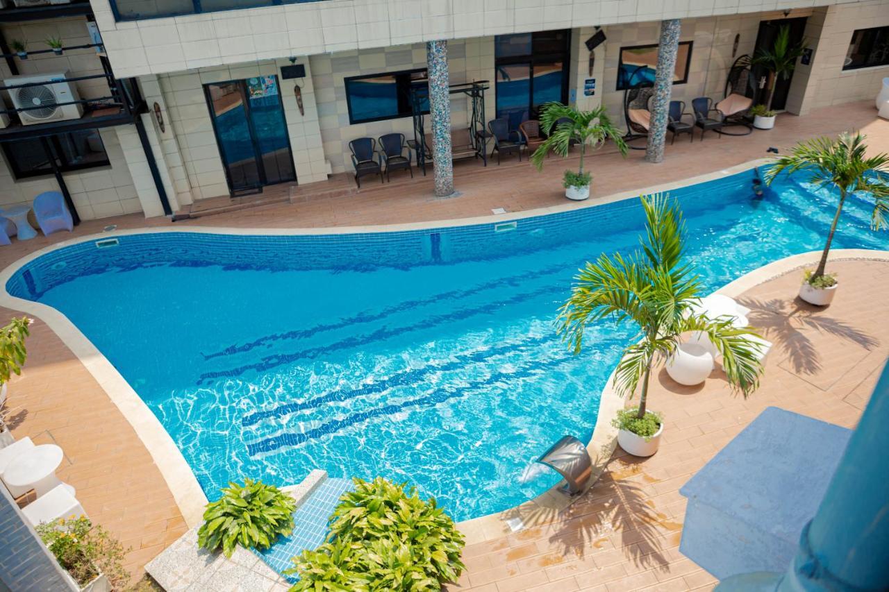 Hotel Hibiscus Louis Libreville Exterior photo